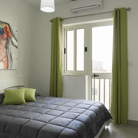 Azure Coast Living * スリーマ